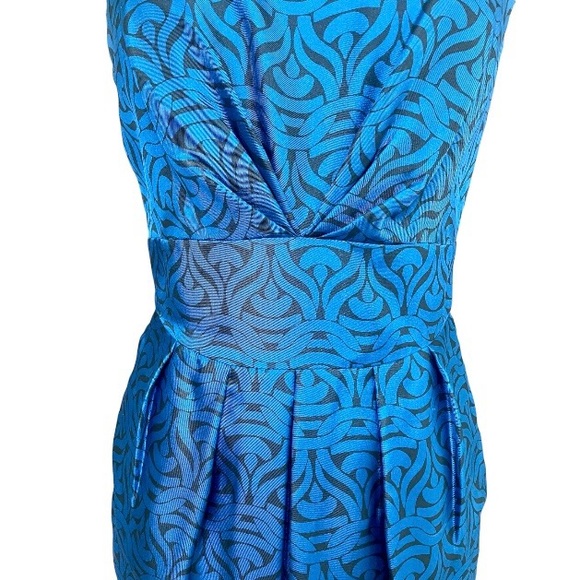 Gorgeous Blue and Black Banana Republic Sheath Dress WITH POCKETS! - Picture 3 of 4
